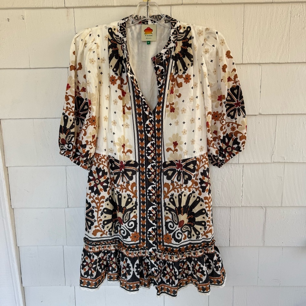 FARM Rio Flower Fan Tapestry Mini Dress size Medium - Picture 5 of 13